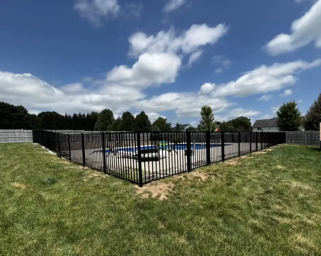 aluminum pool fence install near you